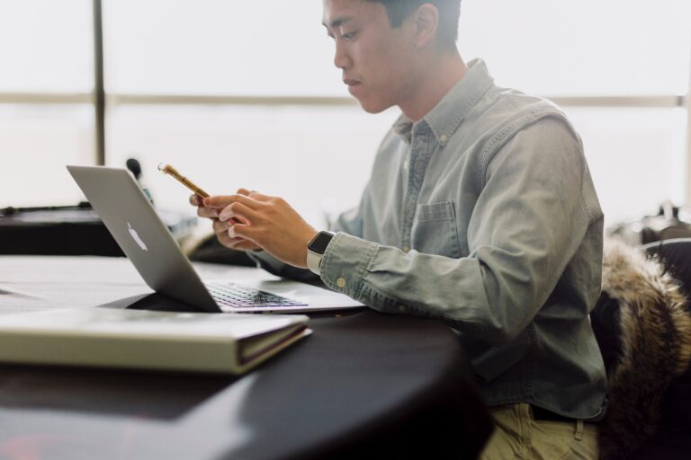Vacancies up 28% as skills crisis continues